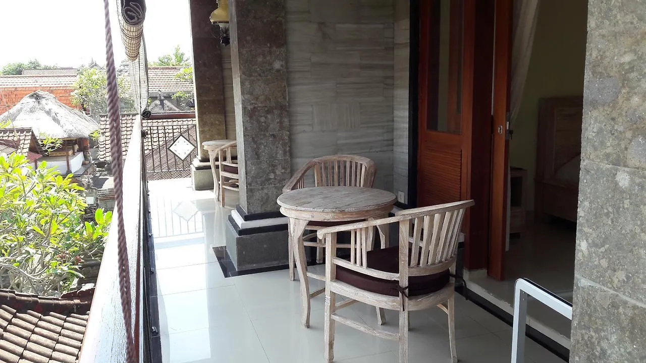 Three Ayu Family House Bed & Breakfast Ubud